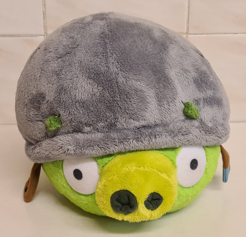 Angry birds crash helmet green - angry,