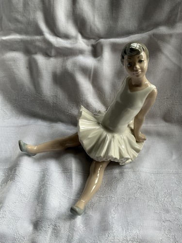 Nao lladro porcelain ballerina - lladro,