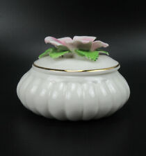 Radnor Porcelain Jar Flower