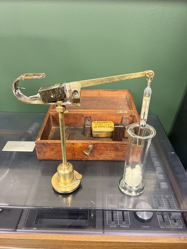 Radiometer laboratory balance - radiometer,