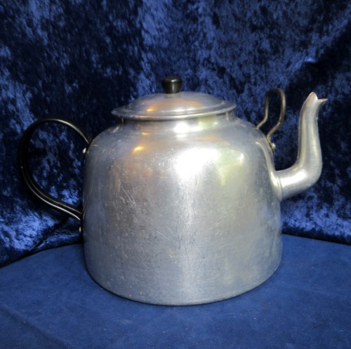 Large vintage aluminium - vintage,