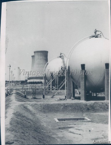 Iraq oil industry storage tank - iraq,