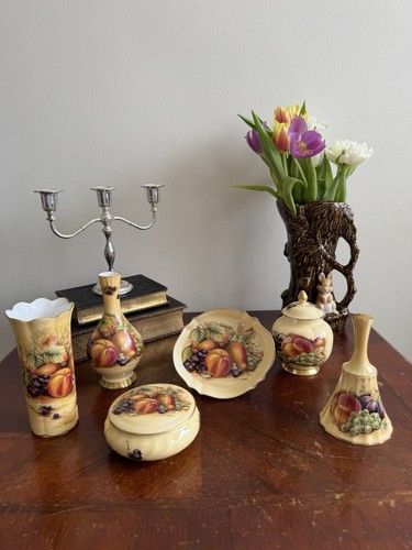 Aynsley orchard gold china set - aynsley,