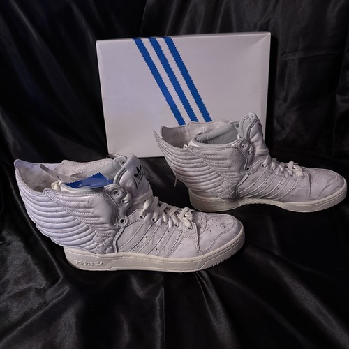 New boxed adidas - 🔥new,