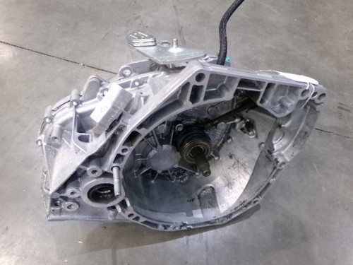Dacia duster 2022 gearbox - dacia,