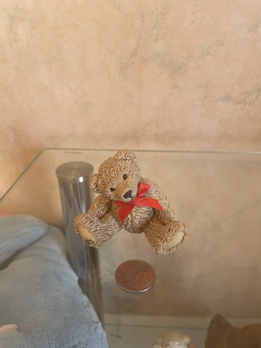 Beau bear basil - basil, figurine