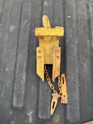 Shackle lifter for - 3-,