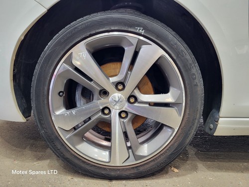 Peugeot 308 mk2 - 17", alloy