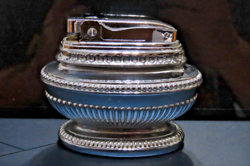 Vintage mtc bell table lighter - mtc,