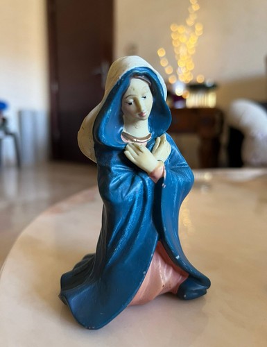 Vintage virgin mary figurine - mary,