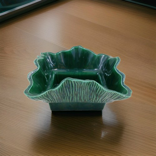 Miramar green square - miramar, pottery
