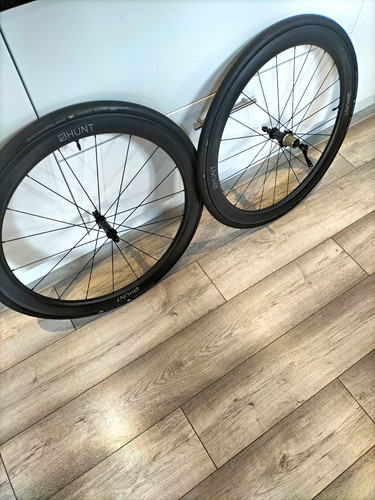 Hunt carbon road wheelset - hunt,