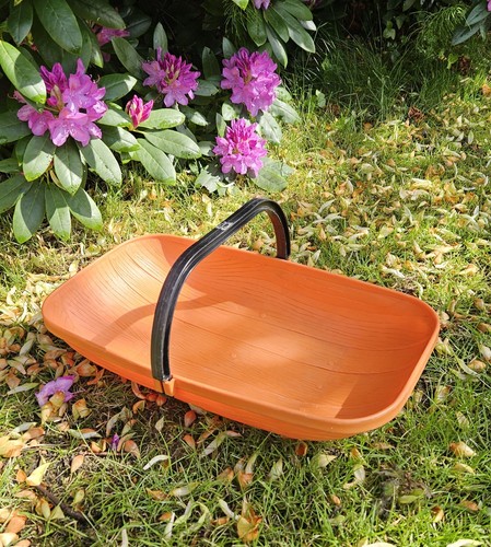 Vintage 50s plastic - plastic, orange