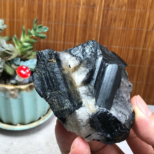 266g natural beautiful - beautiful, black