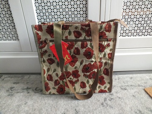 Bnwt signare art tapestry - signare,