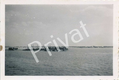 Photo wehrmacht river - ii,