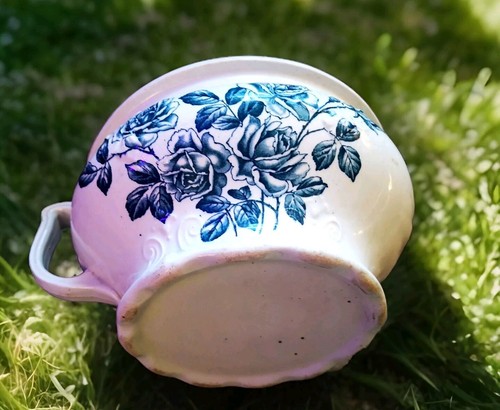 Antique victorian chamber pot - antique,