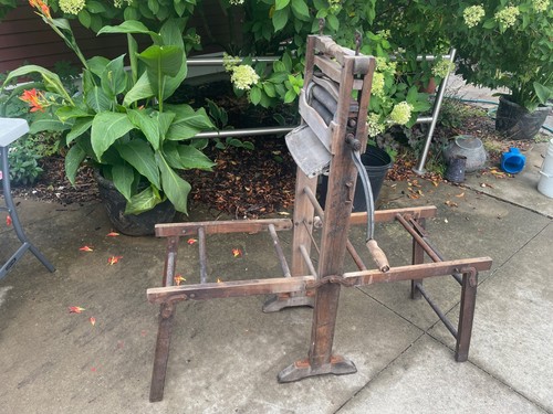 Primitive wood folding wash - primitive,