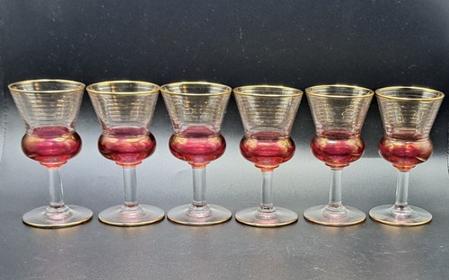 Set vintage cranberry - of,