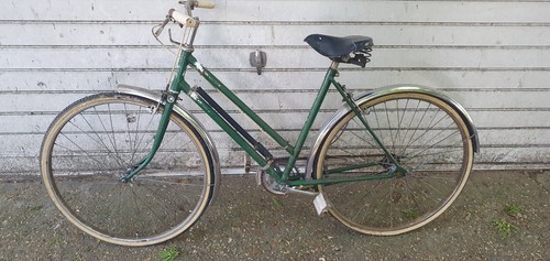Vintage ladies bicycle step - ladies,