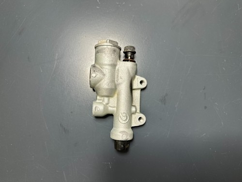 Rear brake pump - rear,