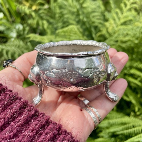 Small vintage silver cauldron - small,