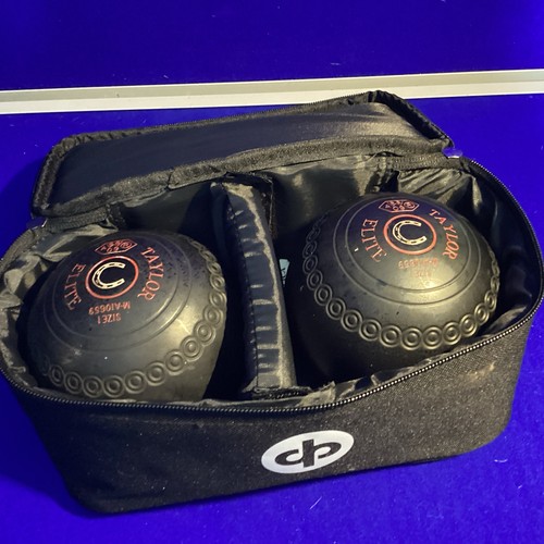 Taylor elite lawn bowls - 2x,