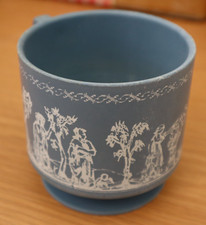 Vintage Wedgwood-Style