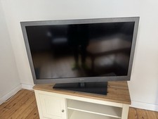 Bush 42-inch Flat-Screen TV On