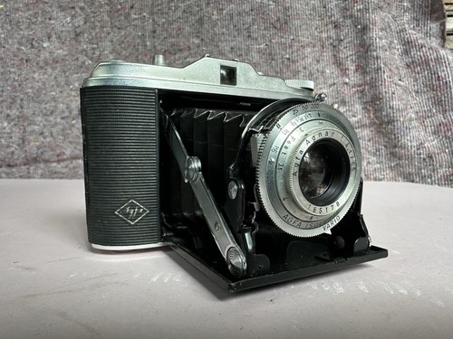Agfa isolette camera - isolette,