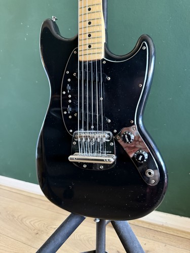 Fender 1978 mustang - fender,