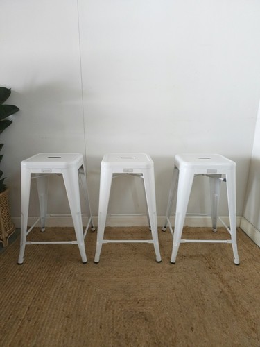 Retro style metal - buschman, bar