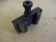 Lathe tool post quick change