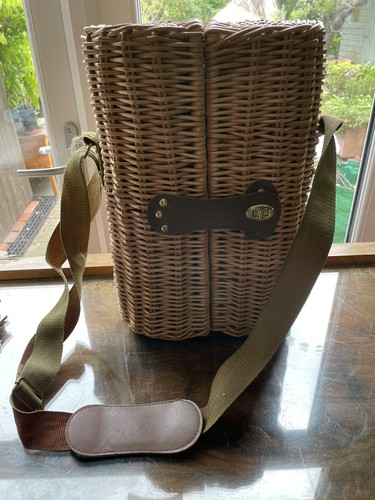 Wicker single bottle carrier - single,