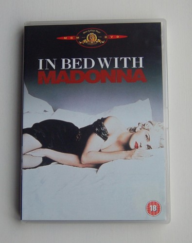 Bed with madonna region - bed,