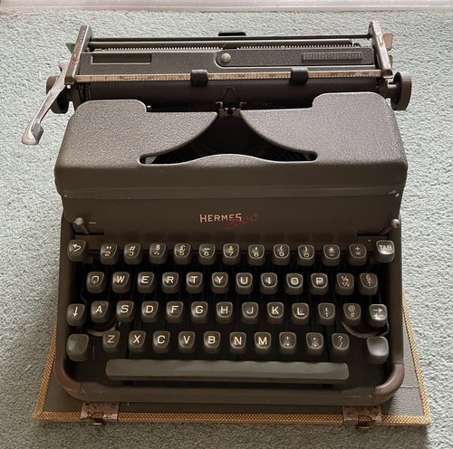 Vintage hermes 2000 manual - vintage,