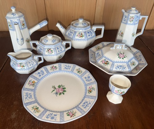 Antique royal doulton - royal,