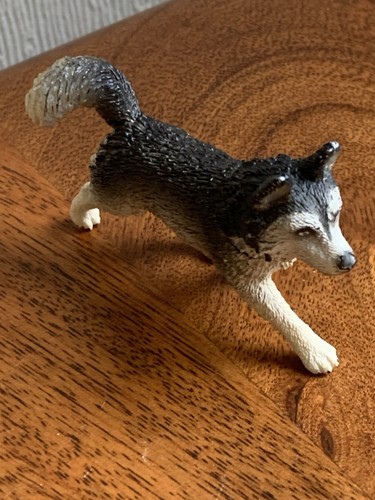 Schleich husky female dog - schleich,