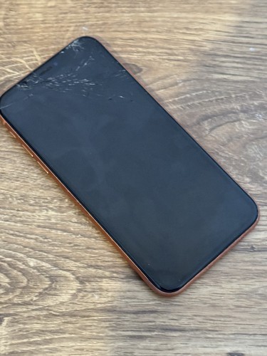 Apple iphone faulty - –,