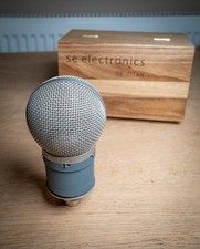 SE Titan Condenser Microphone
