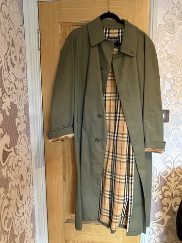 Vintage burberrys olive green - vintage,