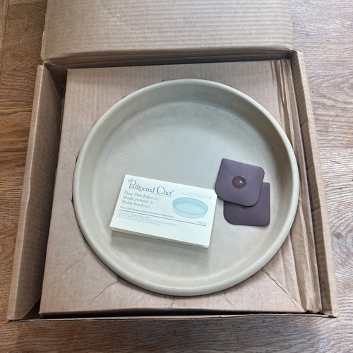 Pampered chef deep - deep, dish