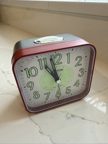 Rhythm quartz alarm clock red - rhythm,