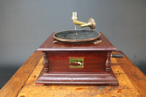 Vintage hmv gramophone wind - vintage,