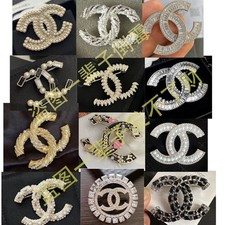 Ladies' Fashion Classic Three-dimensional Pearl Crystal Brooch Gift NEW