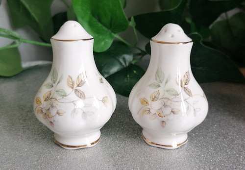 Royal albert haworth salt and - albert,