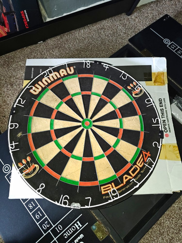 Winmau blade bristle dart - blade,