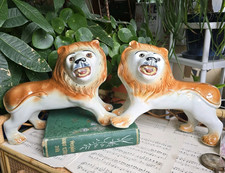 Vintage Sadler Burslem England Staffordshire Lions Extra Large Glass Eyes RARE