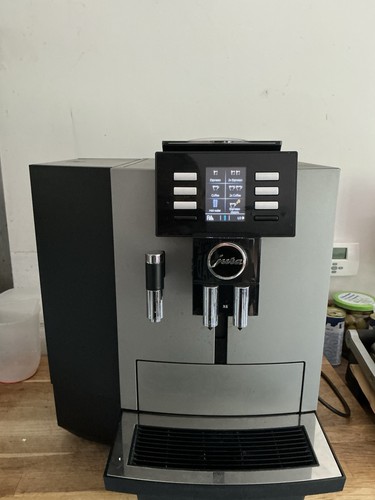 Jura bean cup coffee - bean-to-cup,