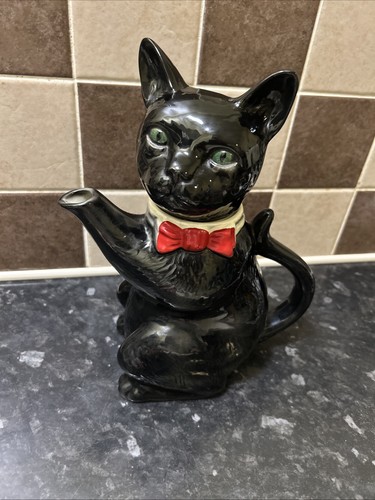 Tony wood teapot black cat - tony,